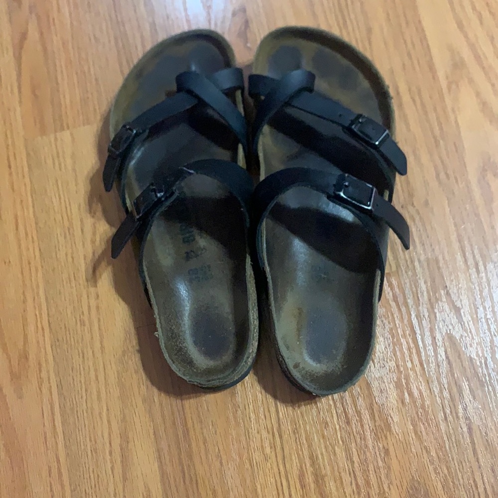 black birkenstock’s